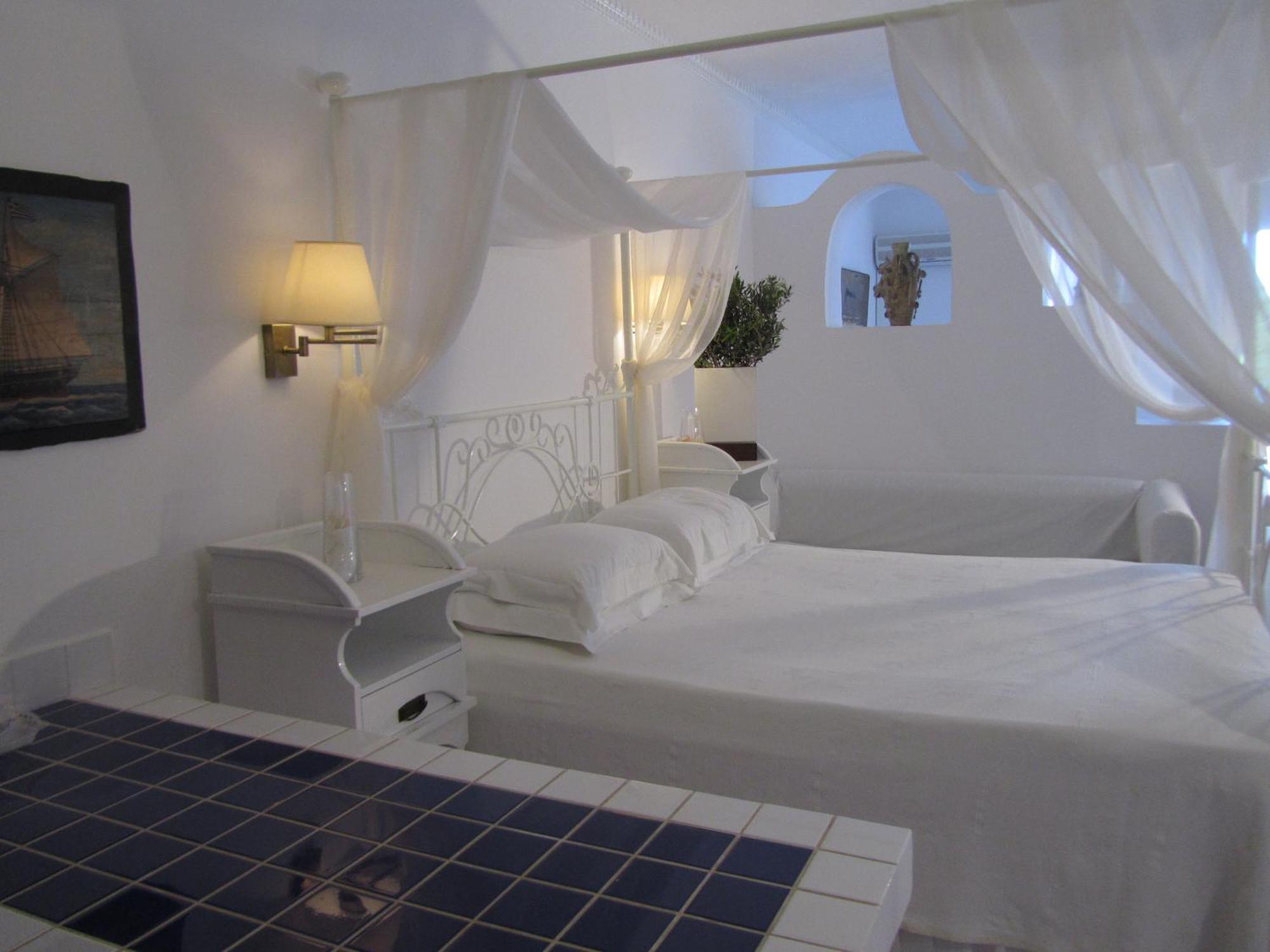 Porto Scoutari Romantic Hotel Skala  Room photo